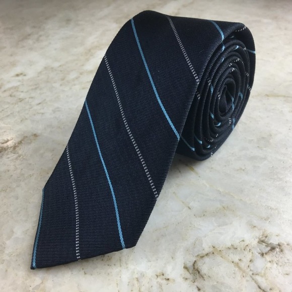 DKNY SILK TIE (SLIM) - Picture 10 of 10